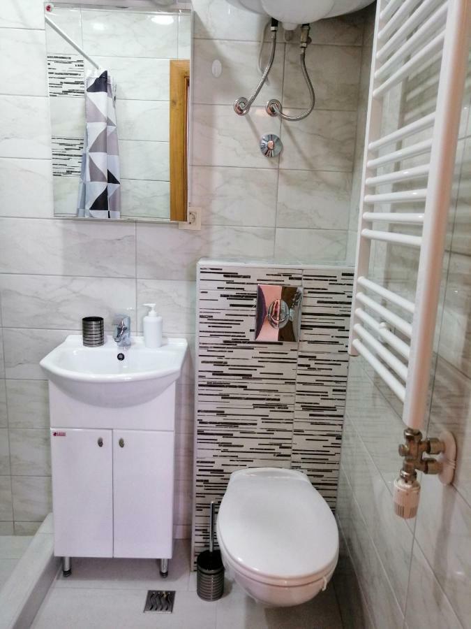 Studio Apartman Irena 2 Bijela Eksteriør billede